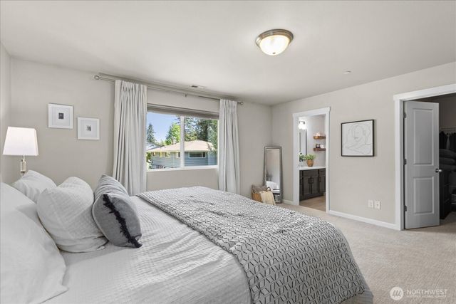 14225 56th Place W, Edmonds, WA 98026