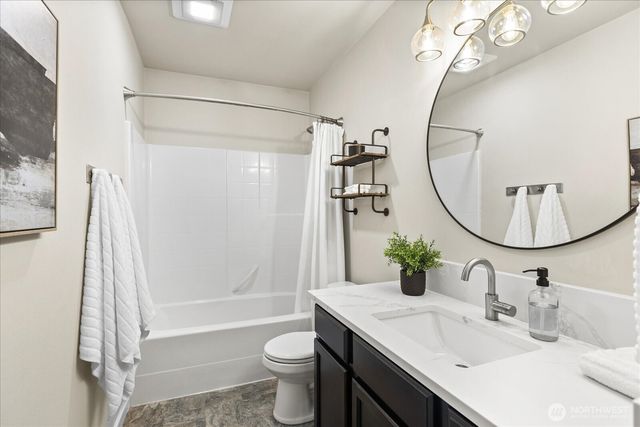 14225 56th Place W, Edmonds, WA 98026