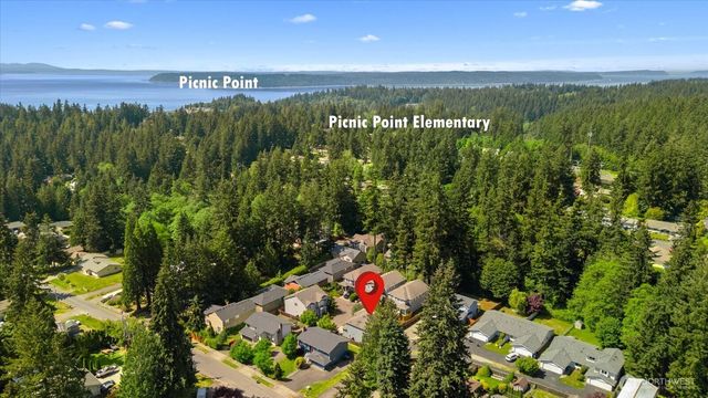 14225 56th Place W, Edmonds, WA 98026