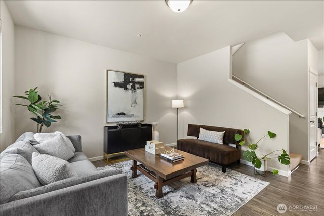 14225 56th Place W, Edmonds, WA 98026