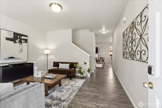 14225 56th Place W, Edmonds, WA 98026