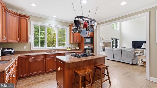 15613 THOROUGHFARE RD, Gainesville, VA 20155