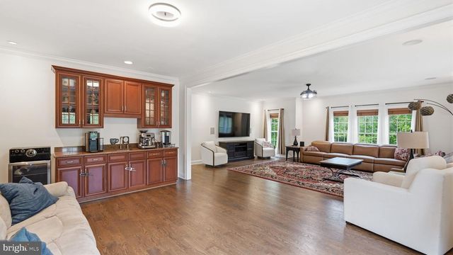 15613 THOROUGHFARE RD, Gainesville, VA 20155