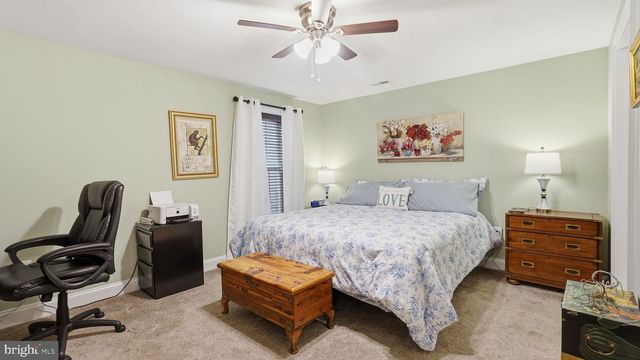 15613 THOROUGHFARE RD, Gainesville, VA 20155