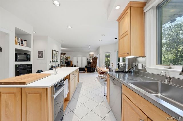 6970 Lockwood Court, Lockport Town, NY 14094