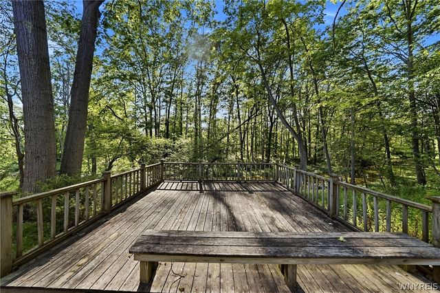 6970 Lockwood Court, Lockport Town, NY 14094