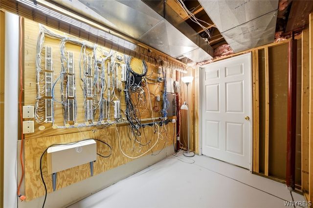 6970 Lockwood Court, Lockport Town, NY 14094