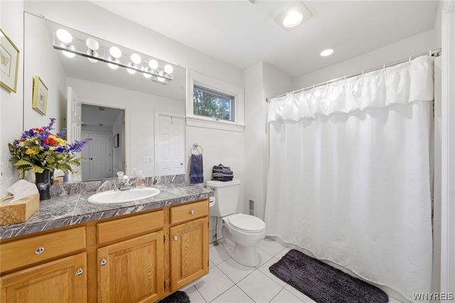 6970 Lockwood Court, Lockport Town, NY 14094
