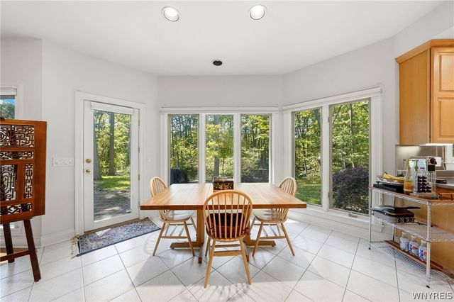 6970 Lockwood Court, Lockport Town, NY 14094