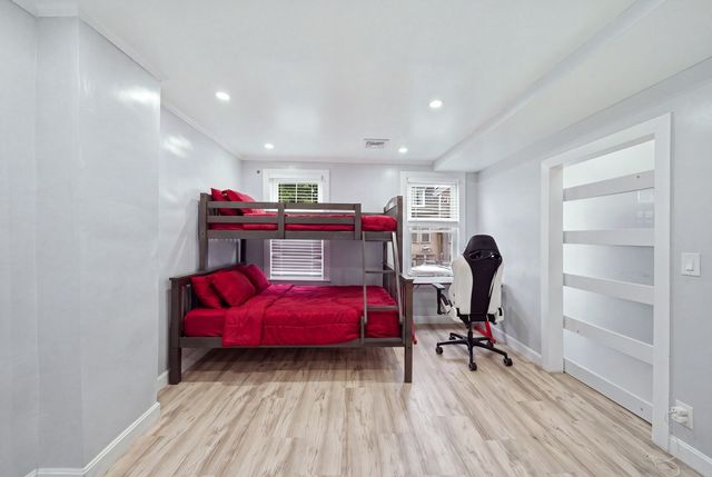 74 Leonard St, Boston, MA 02122