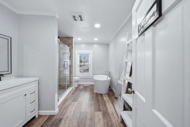 74 Leonard St, Boston, MA 02122