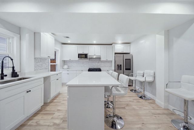 74 Leonard St, Boston, MA 02122
