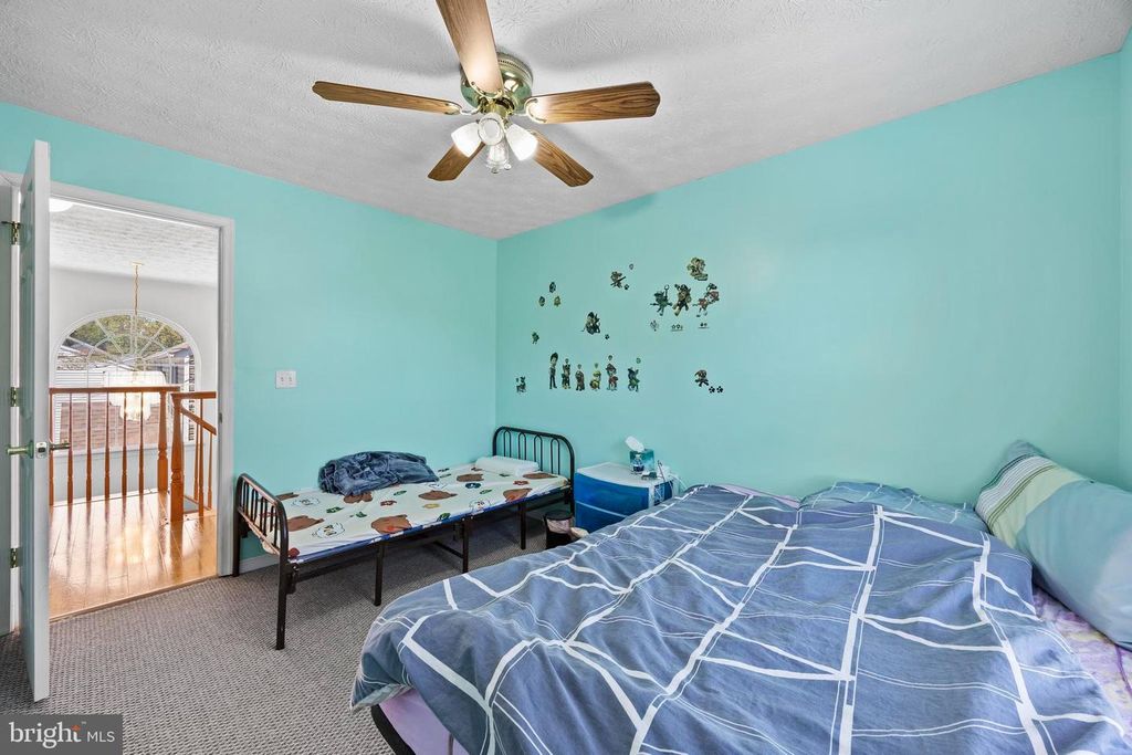 Image 35 of property listing at 380 SOUTH DR, Severna Park, MD 21146