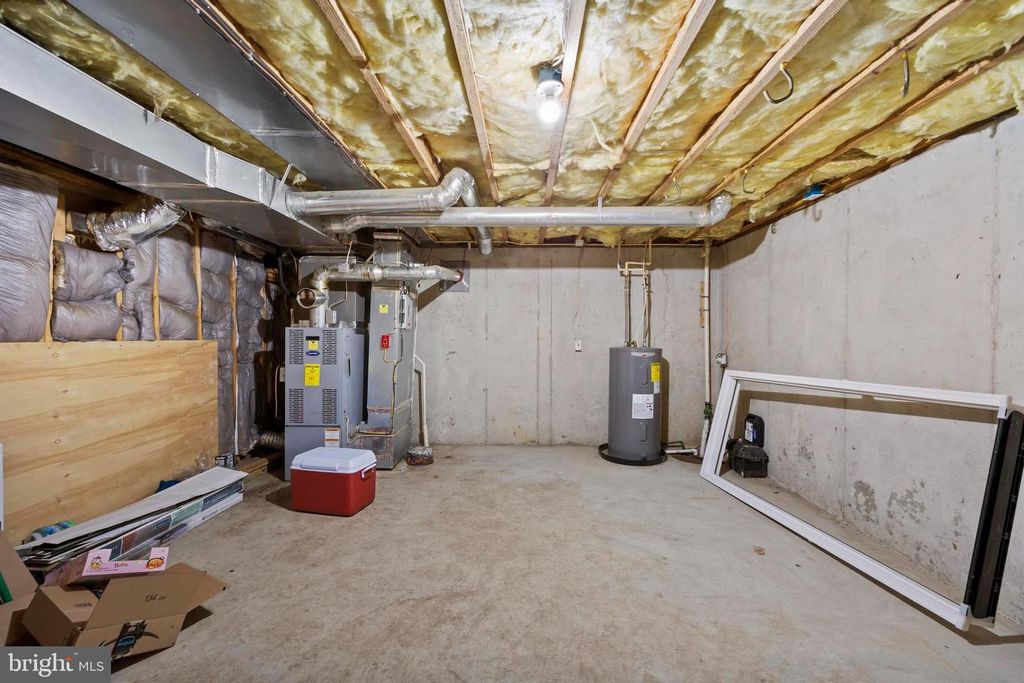 Image 44 of property listing at 380 SOUTH DR, Severna Park, MD 21146