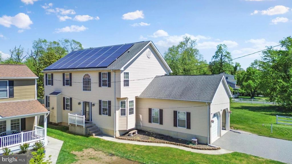 Image 57 of property listing at 380 SOUTH DR, Severna Park, MD 21146
