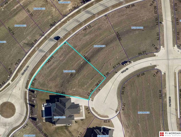 21062 Valley Circle, Elkhorn, NE 68022