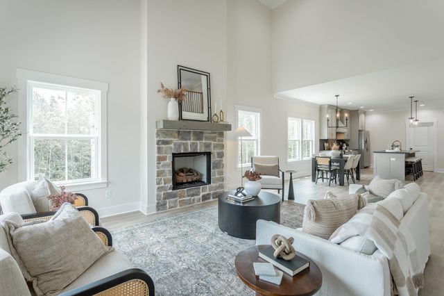 7911 Hixson Springs Road, Signal Mountain, TN 37377