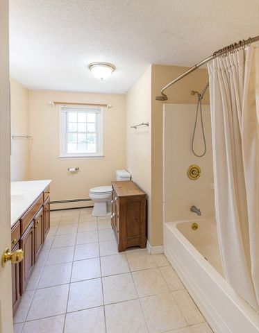 1 Raymond Street, Dudley, MA 01571