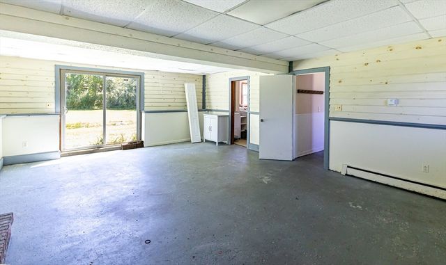 1 Raymond Street, Dudley, MA 01571