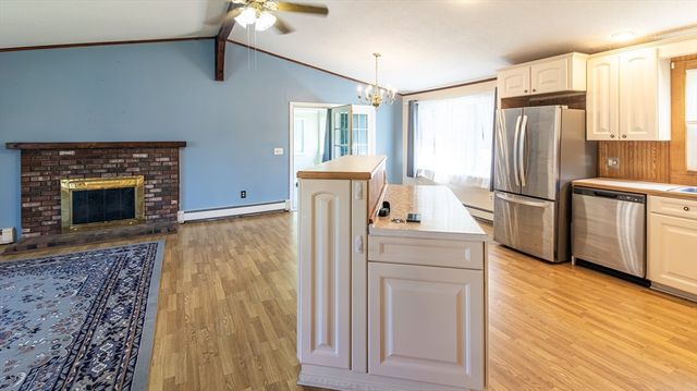 1 Raymond Street, Dudley, MA 01571