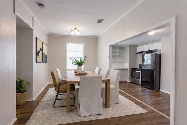 2624 Frazier Avenue, Fort Worth, TX 76110