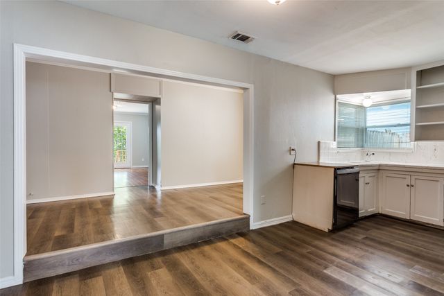 2624 Frazier Avenue, Fort Worth, TX 76110