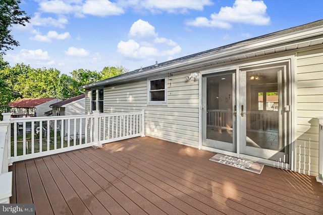 8805 GOLDEN TREE LN, Baltimore, MD 21221