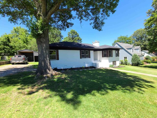 889 W main Street, Piggott, AR 72454