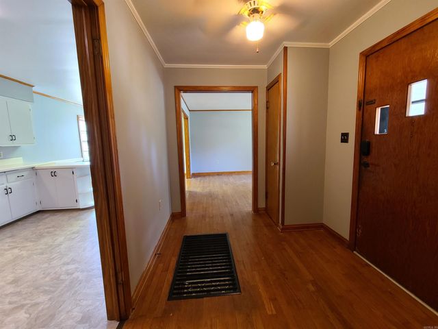 889 W main Street, Piggott, AR 72454