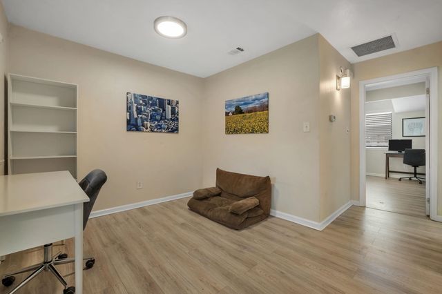 1309 Airport Dr Apt C7, Tallahassee, FL 32304