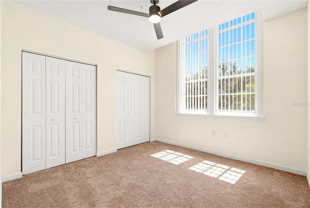 701 MIRROR LAKE DRIVE N 202, St Petersburg, FL 33701