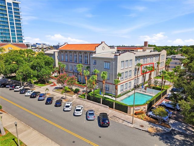 701 MIRROR LAKE DRIVE N 202, St Petersburg, FL 33701