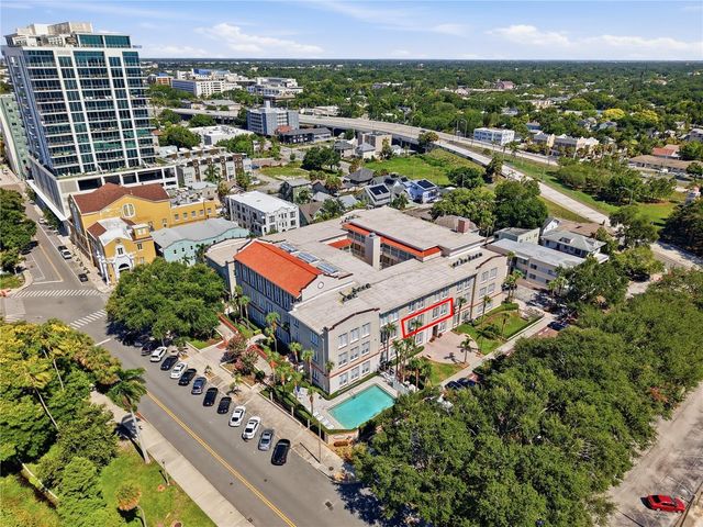 701 MIRROR LAKE DRIVE N 202, St Petersburg, FL 33701