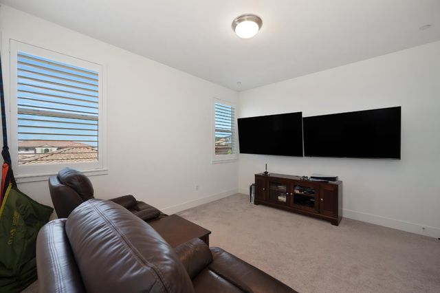 1005 Trapani Ln, El Dorado Hills, CA 95762