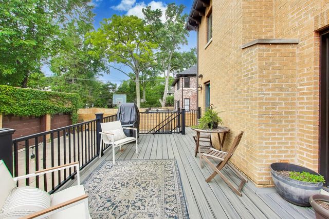 614 N Merrill Street, Park Ridge, IL 60068