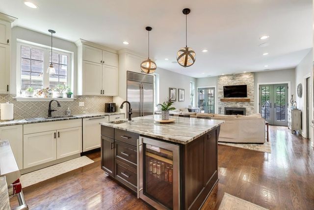 614 N Merrill Street, Park Ridge, IL 60068