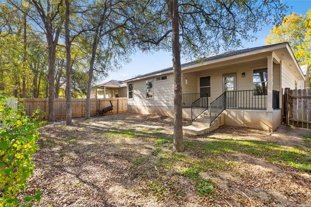 5129 English Glade DR, Austin, TX 78724