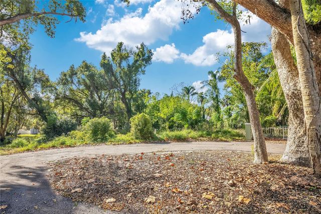 7624 TEAKWOOD PLACE, Mount Dora, FL 32757