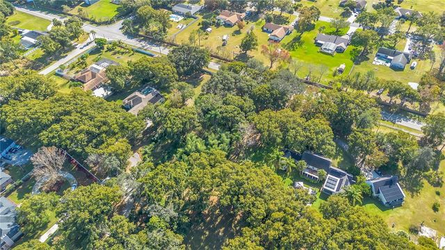 7624 TEAKWOOD PLACE, Mount Dora, FL 32757
