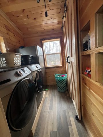 113 Mohican Lane, Allegheny Twp, PA 16373