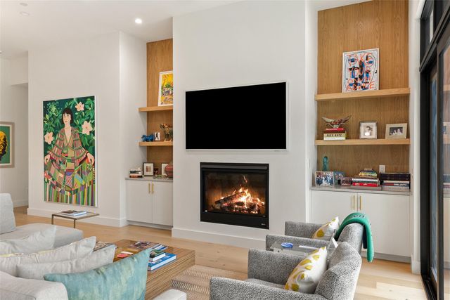 304 Blue Ridge TRL, Austin, TX 78746