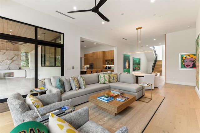 304 Blue Ridge TRL, Austin, TX 78746