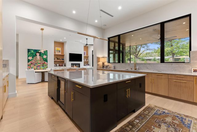 304 Blue Ridge TRL, Austin, TX 78746