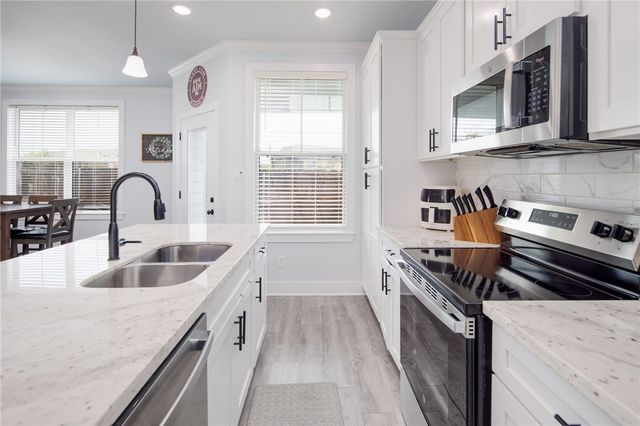 1427 Ailin Drive, College Station, TX 77845