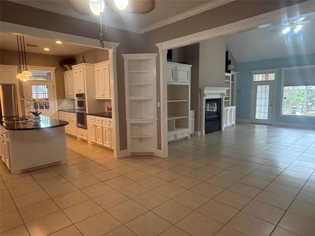 21719 Mueschke Road, Tomball, TX 77377