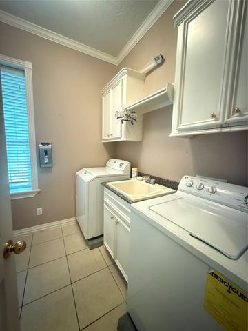 21719 Mueschke Road, Tomball, TX 77377