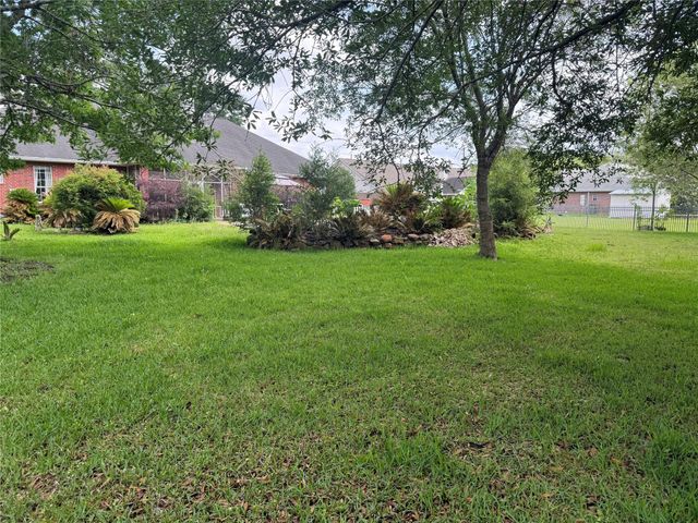 21719 Mueschke Road, Tomball, TX 77377