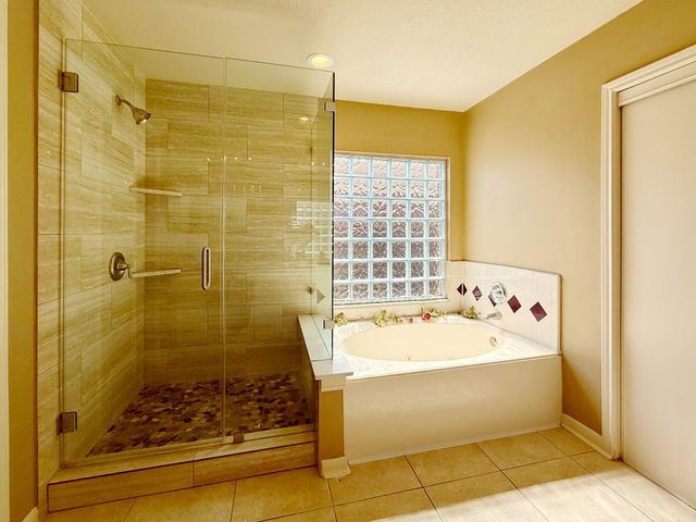 3331 Double Lake Drive, Missouri City, TX 77459