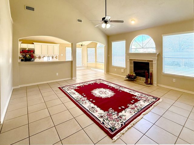 3331 Double Lake Drive, Missouri City, TX 77459