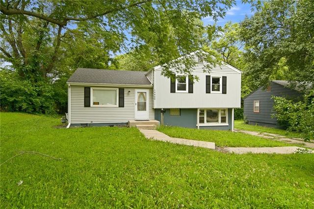 14900 Bellaire Avenue, Grandview, MO 64030